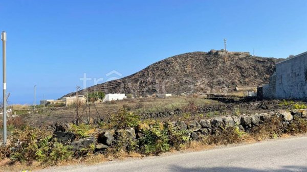 casa indipendente in vendita a Pantelleria in zona Kamma