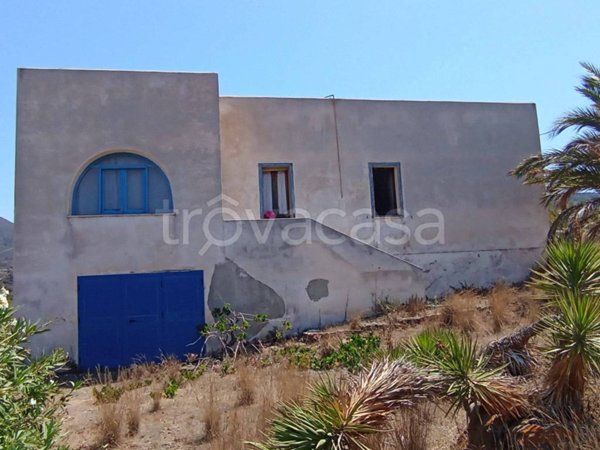 appartamento in vendita a Pantelleria in zona Campobello