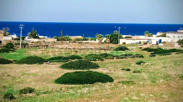 casa indipendente in vendita a Pantelleria