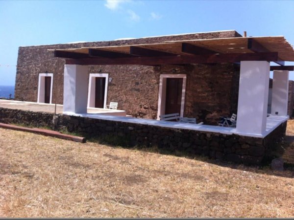 casa indipendente in vendita a Pantelleria in zona Scauri