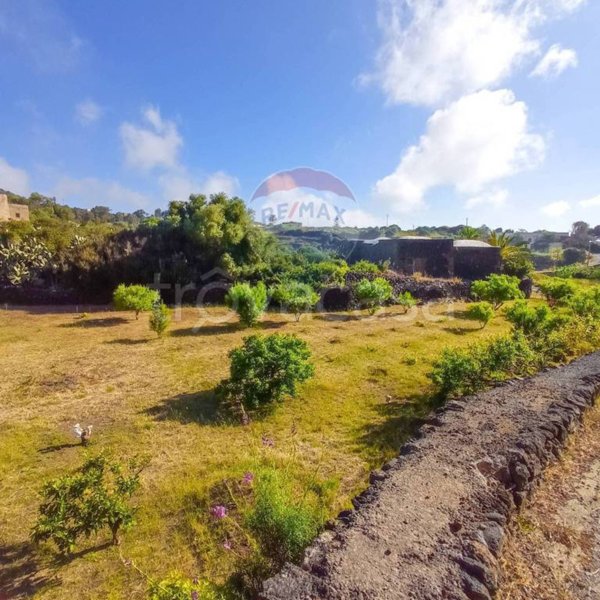 casa indipendente in vendita a Pantelleria