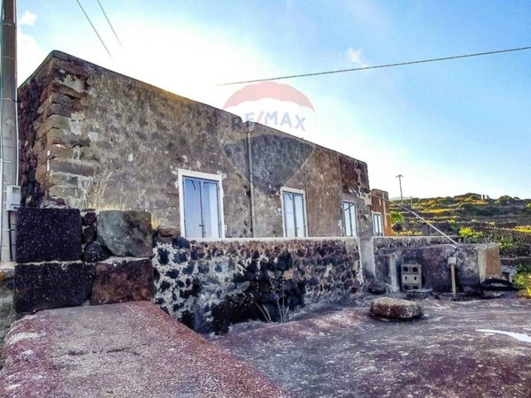 appartamento in vendita a Pantelleria