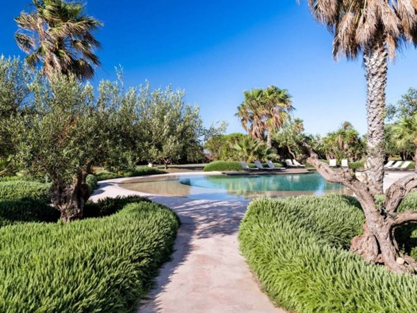 intera palazzina in vendita a Pantelleria