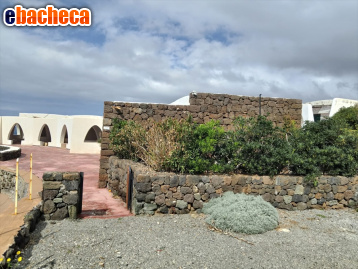casa indipendente in vendita a Pantelleria