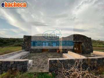 casa indipendente in vendita a Pantelleria in zona Campobello