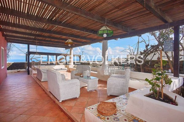 casa indipendente in vendita a Pantelleria