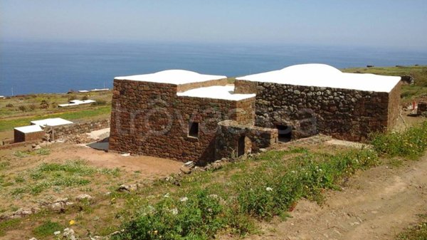 appartamento in vendita a Pantelleria