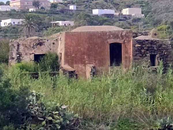 casa indipendente in vendita a Pantelleria in zona Madonna delle Grazie