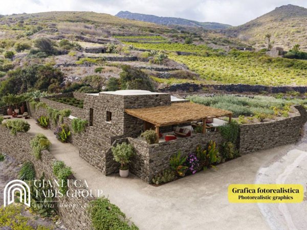 casa indipendente in vendita a Pantelleria