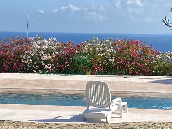 casa indipendente in vendita a Pantelleria