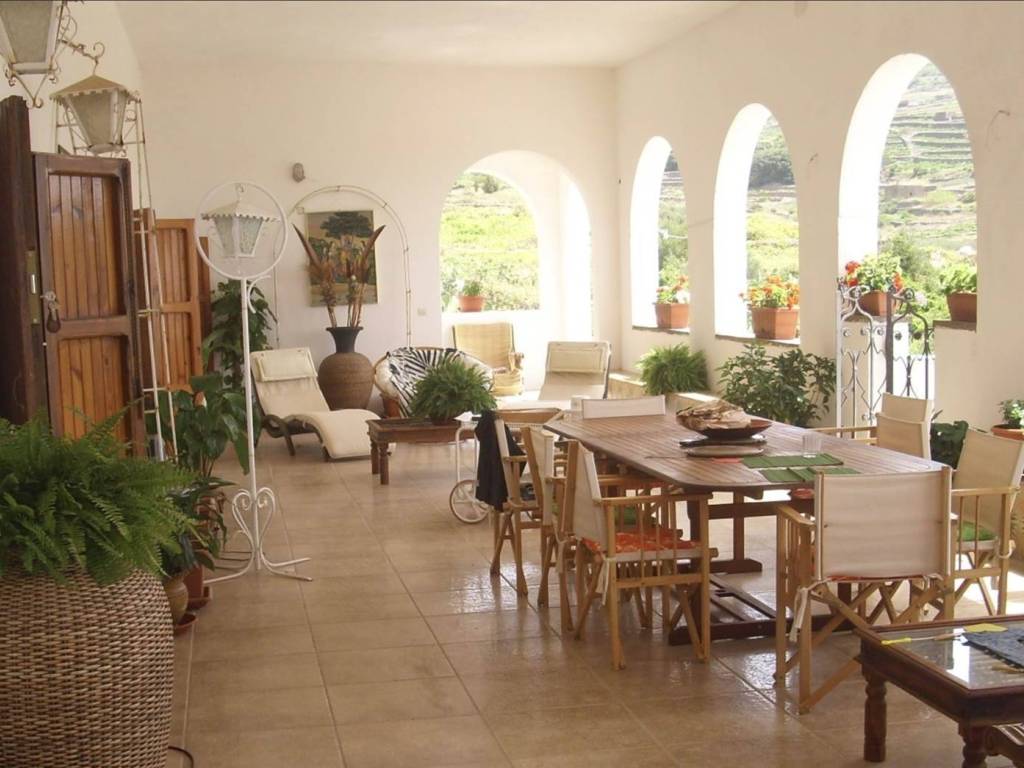 casa indipendente in vendita a Pantelleria in zona Scauri