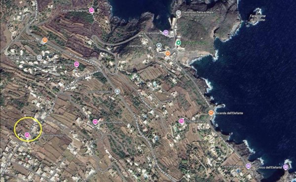 casa indipendente in vendita a Pantelleria in zona Campobello