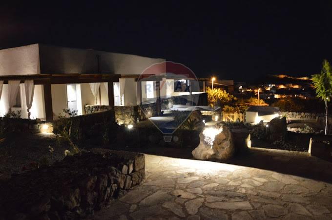 casa indipendente in vendita a Pantelleria in zona Kamma