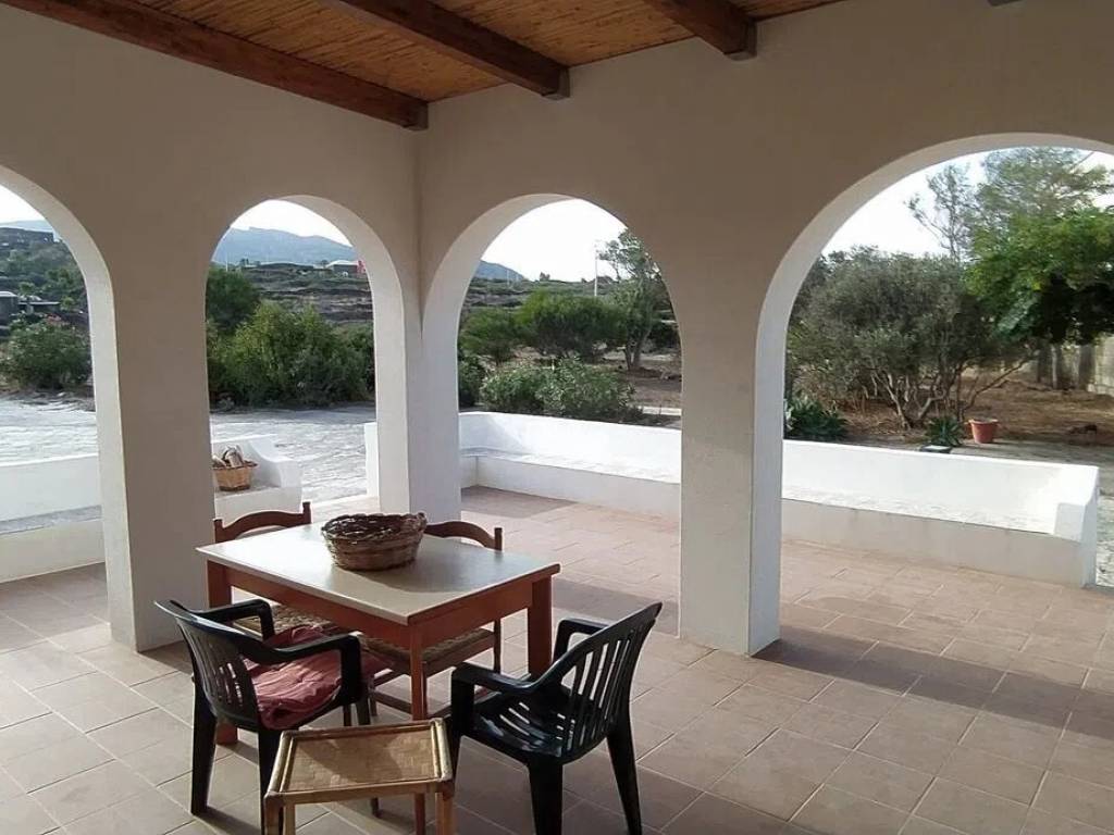 casa indipendente in vendita a Pantelleria