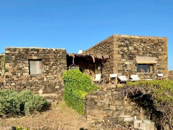 villa in vendita a Pantelleria