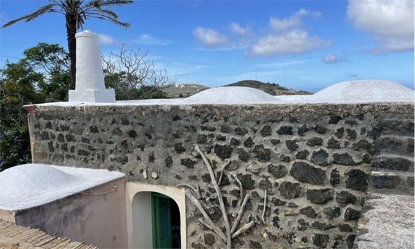casa indipendente in vendita a Pantelleria in zona San Vito