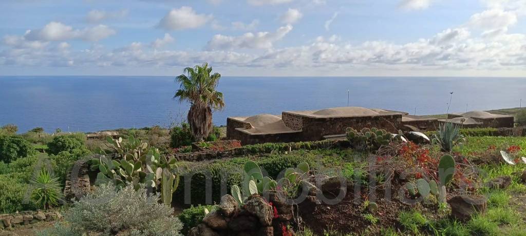 appartamento in vendita a Pantelleria in zona Kamma
