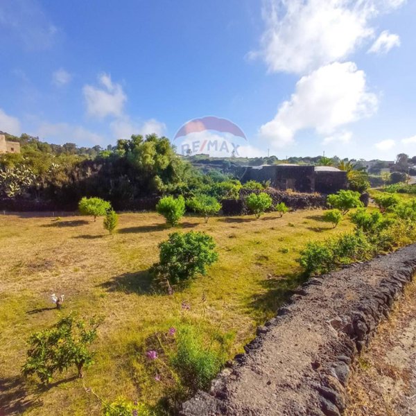 casa indipendente in vendita a Pantelleria
