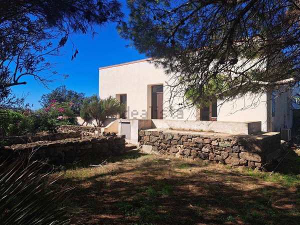 casa indipendente in vendita a Pantelleria