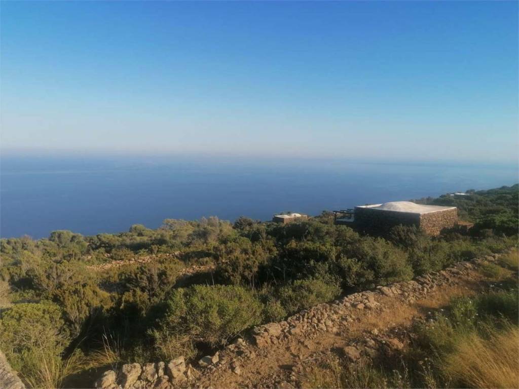 casa indipendente in vendita a Pantelleria