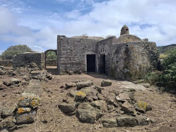 casa indipendente in vendita a Pantelleria