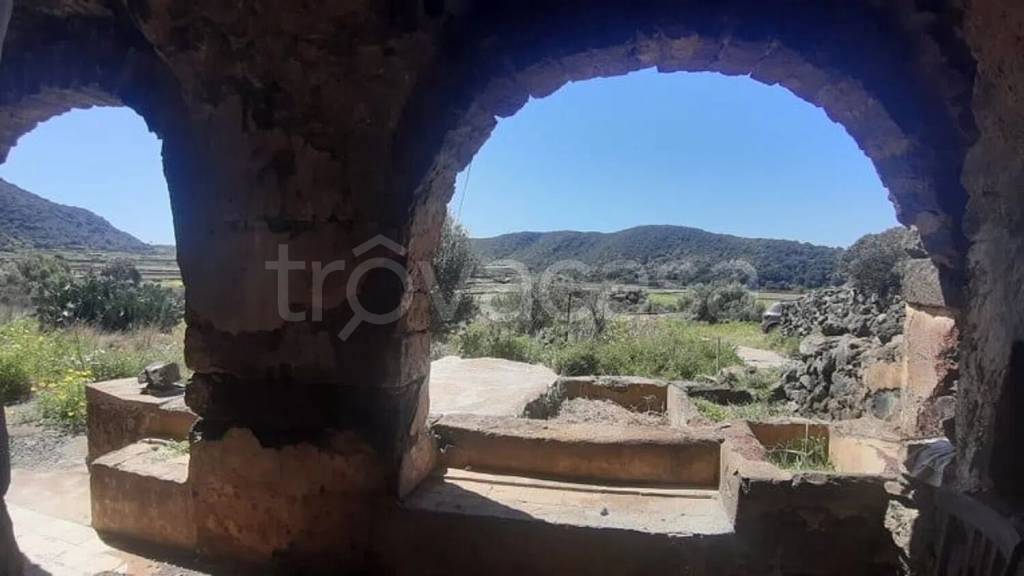 casa indipendente in vendita a Pantelleria