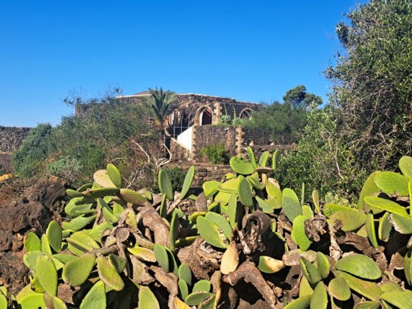 casa indipendente in vendita a Pantelleria