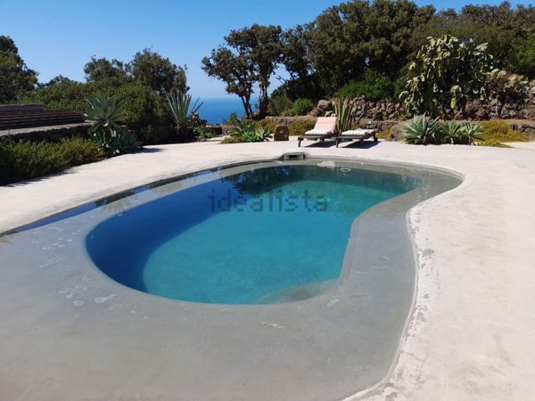 casa indipendente in vendita a Pantelleria