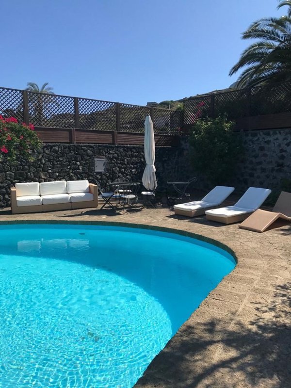 casa indipendente in vendita a Pantelleria