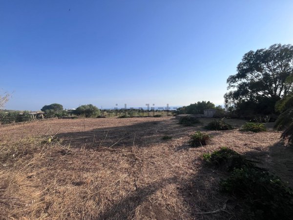 quadrivano in vendita a Pantelleria