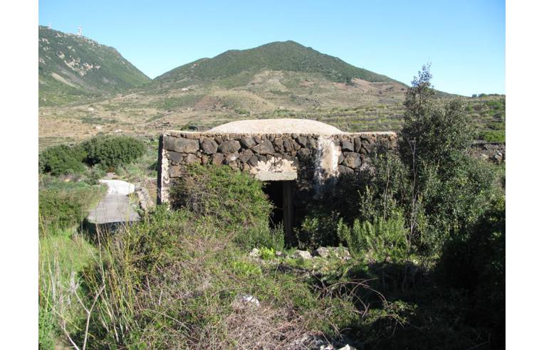 casa indipendente in vendita a Pantelleria