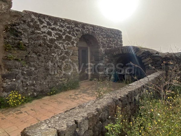 appartamento in vendita a Pantelleria in zona Campobello