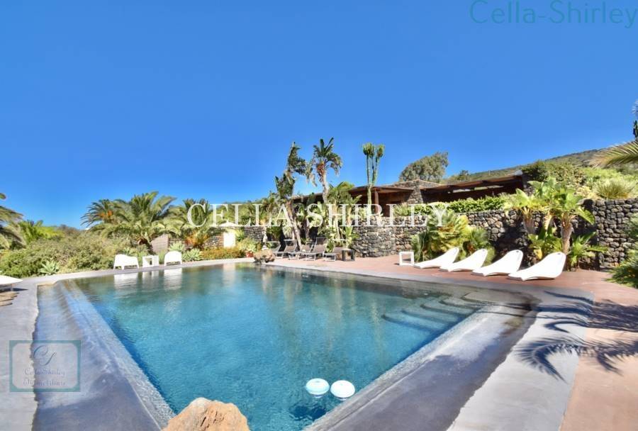 casa indipendente in vendita a Pantelleria in zona Scauri