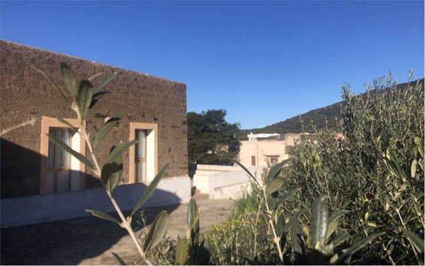 casa indipendente in vendita a Pantelleria