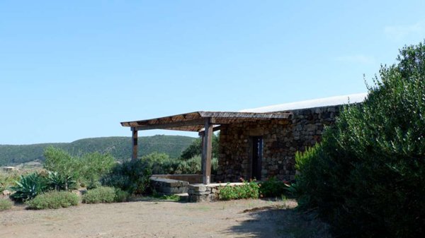 casa semindipendente in vendita a Pantelleria in zona Tracino