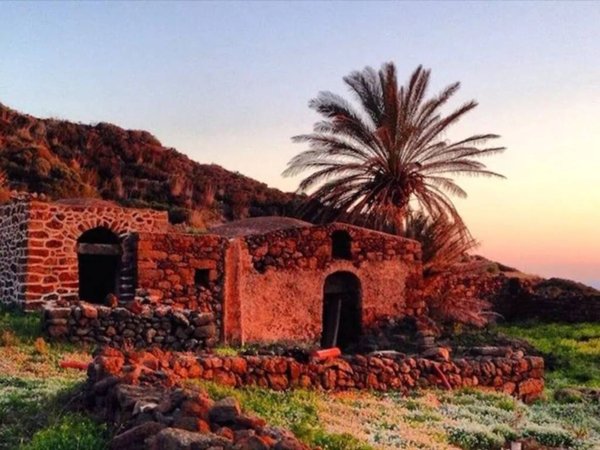 appartamento in vendita a Pantelleria