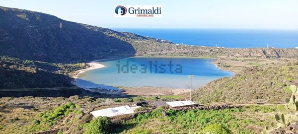 terreno edificabile in vendita a Pantelleria