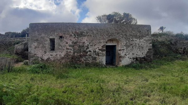 appartamento in vendita a Pantelleria