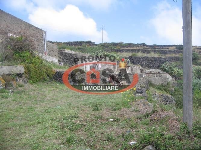 casale in vendita a Pantelleria