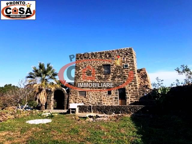 casa indipendente in vendita a Pantelleria