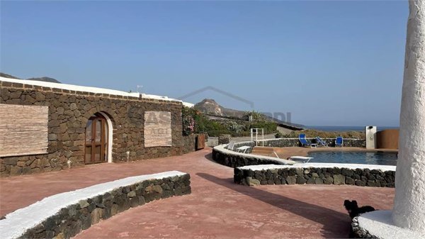 casa indipendente in vendita a Pantelleria in zona Scauri