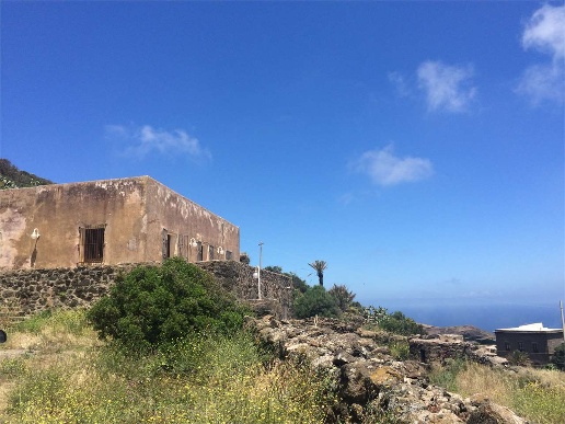 casa indipendente in vendita a Pantelleria