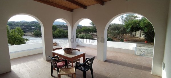 casa indipendente in vendita a Pantelleria