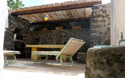casa indipendente in vendita a Pantelleria