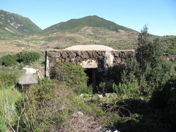 casa indipendente in vendita a Pantelleria