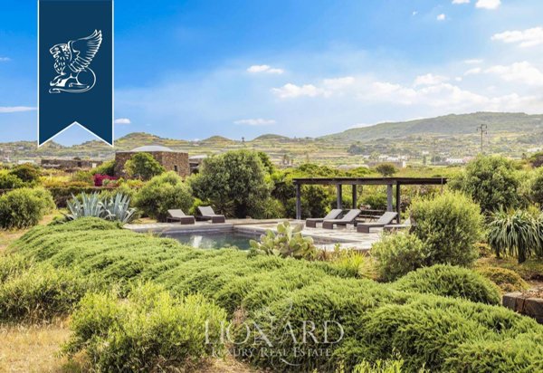 quadrivano in vendita a Pantelleria