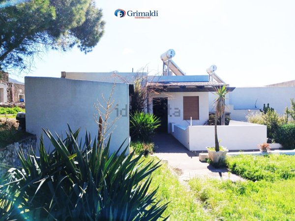 casa indipendente in vendita a Pantelleria
