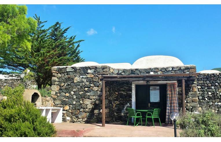 casa indipendente in vendita a Pantelleria