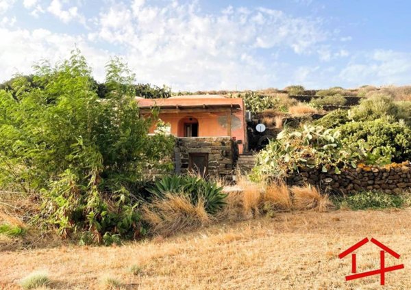 appartamento in vendita a Pantelleria in zona Scauri Basso