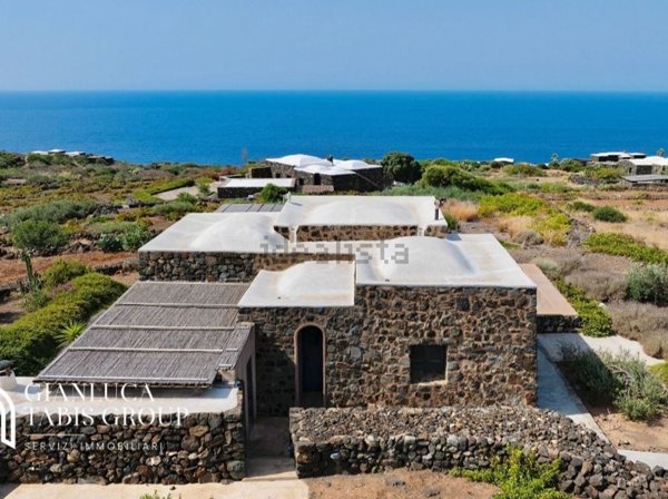 appartamento in vendita a Pantelleria